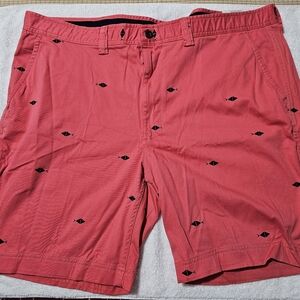Mens St John's Bay Hiking Cargo Shorts | Red w/ Blue Fish pattern | Size 44W